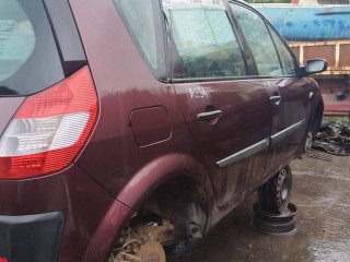 Renault Scenic 2 поколение 2003г. 1.9 л., F9Q 812 - фото №4