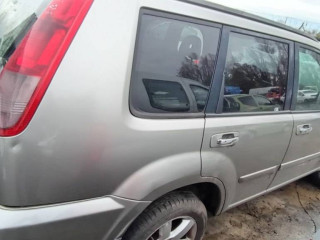 Nissan X-Trail T30 2004г. 2.2 л. - фото №3