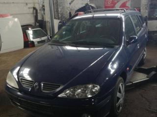 Renault Megane 1 поколение [рестайлинг] 2002г. 1.9 л., дизель, МКПП - фото №1