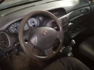 Renault Megane 1 поколение [рестайлинг] 2002г. 1.9 л., дизель, МКПП - фото №4