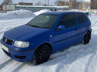 Volkswagen Polo 3 поколение 2000г. 1.4 л., бензин, МКПП - фото №1