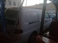 Hyundai H1 Starex 2001г. 2.5 л., D4BH, дизель, МКПП - фото №2