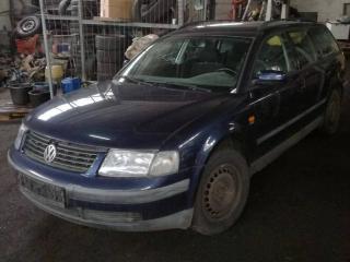 Volkswagen Passat B5 1997г. 1.8 л., AEB, бензин, МКПП - фото №1