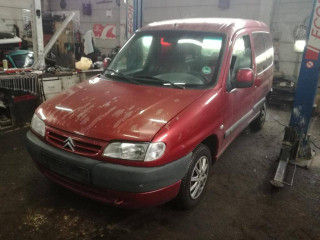 Citroen Berlingo 1 поколение M49 1999г. 1.8 л., бензин, МКПП - фото №2