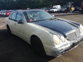 Mercedes-Benz E W210 [рестайлинг] 2001г. 2.2 л., OM 646.963, дизель, МКПП - фото №2