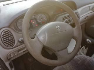 Renault Scenic 1 поколение [рестайлинг] 2001г. 1.6 л., K4M 700, бензин, МКПП - фото №9