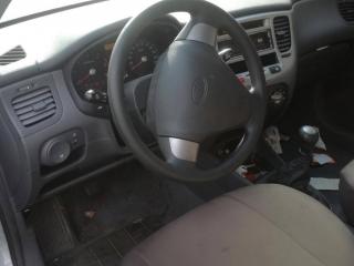 Kia Rio 2 поколение 2005г. 1.5 л., дизель, МКПП - фото №5