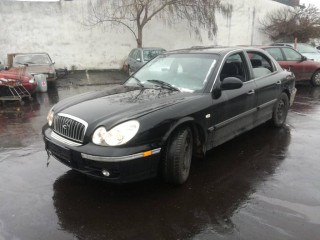 Hyundai Sonata 4 поколение [рестайлинг] 2004г. 2.7 л., G6BA, бензин, АКПП - фото №2