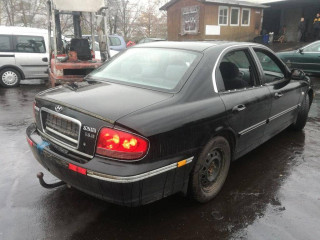 Hyundai Sonata 4 поколение [рестайлинг] 2004г. 2.7 л., G6BA, бензин, АКПП - фото №4