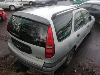 Renault Laguna 1 поколение [рестайлинг] 2000г. 1.6 л., K4M 720, бензин, МКПП - фото №4