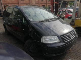 Volkswagen Sharan 1 поколение [2-й рестайлинг] 2004г. 1.9 л., дизель, МКПП - фото №2