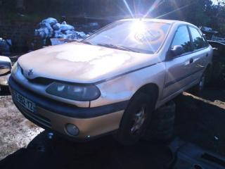 Renault Laguna 1 поколение [рестайлинг] 1999г. 2.2 л., G8T 760, дизель, МКПП - фото №1