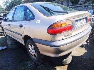 Renault Laguna 1 поколение [рестайлинг] 1999г. 2.2 л., G8T 760, дизель, МКПП - фото №4