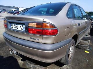 Renault Laguna 1 поколение [рестайлинг] 1999г. 2.2 л., G8T 760, дизель, МКПП - фото №5