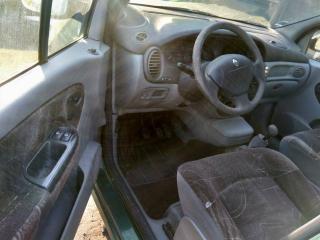 Renault Scenic 1 поколение [рестайлинг] 2000г. 2.0 л., бензин, 5МКПП - фото №7