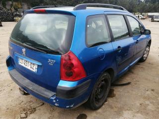 Peugeot 307 1 поколение 2003г. 2.0 л., дизель, МКПП - фото №4
