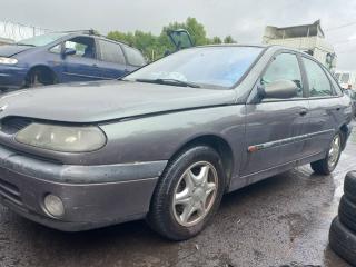Renault Laguna 1 поколение [рестайлинг] 2000г. 1.6 л., K4M 720, бензин, 5МКПП - фото №1