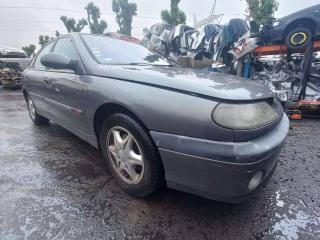 Renault Laguna 1 поколение [рестайлинг] 2000г. 1.6 л., K4M 720, бензин, 5МКПП - фото №2