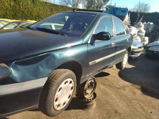 Renault Laguna 1 поколение 1998г. 1.6 л., K4M 720 - фото №2