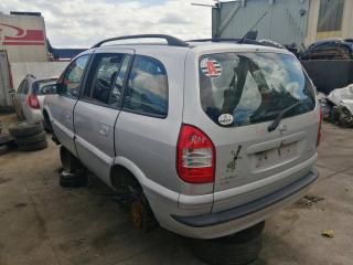 Opel Zafira A [рестайлинг] 2004г. 2.2 л. - фото №3