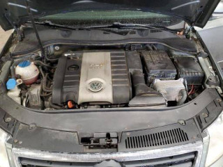 Volkswagen Passat B6 2007г. 2.0 л. - фото №6