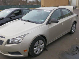 Chevrolet Cruze 1 поколение [рестайлинг] 2014г. 1.8 л. - фото №3