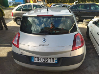 Renault Megane 2 поколение 2004г. 1.5 л., K9K 722 - фото №4