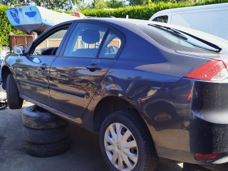 Renault Laguna 3 поколение 2008г. 1.6 л. - фото №4