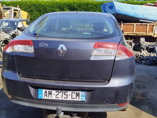 Renault Laguna 3 поколение 2008г. 1.6 л. - фото №3