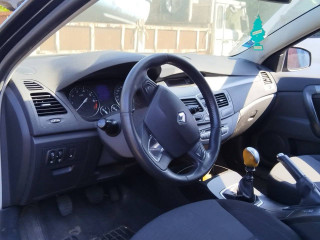 Renault Laguna 3 поколение 2008г. 1.6 л. - фото №5