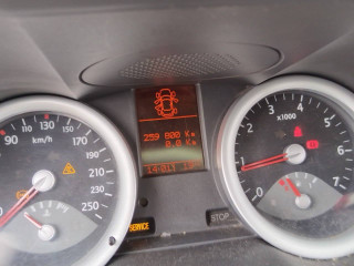 Renault Megane 2 поколение 2005г. 1.9 л. - фото №8