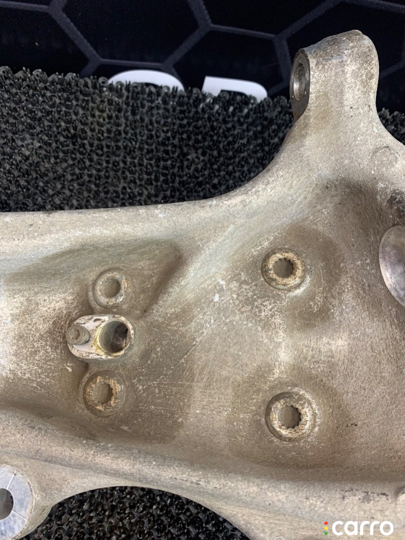 31206872888, 31216775769, 6775769, 6872888 Ступица передняя левая BMW 6 F06/F12/F13 2017г. - фото №7