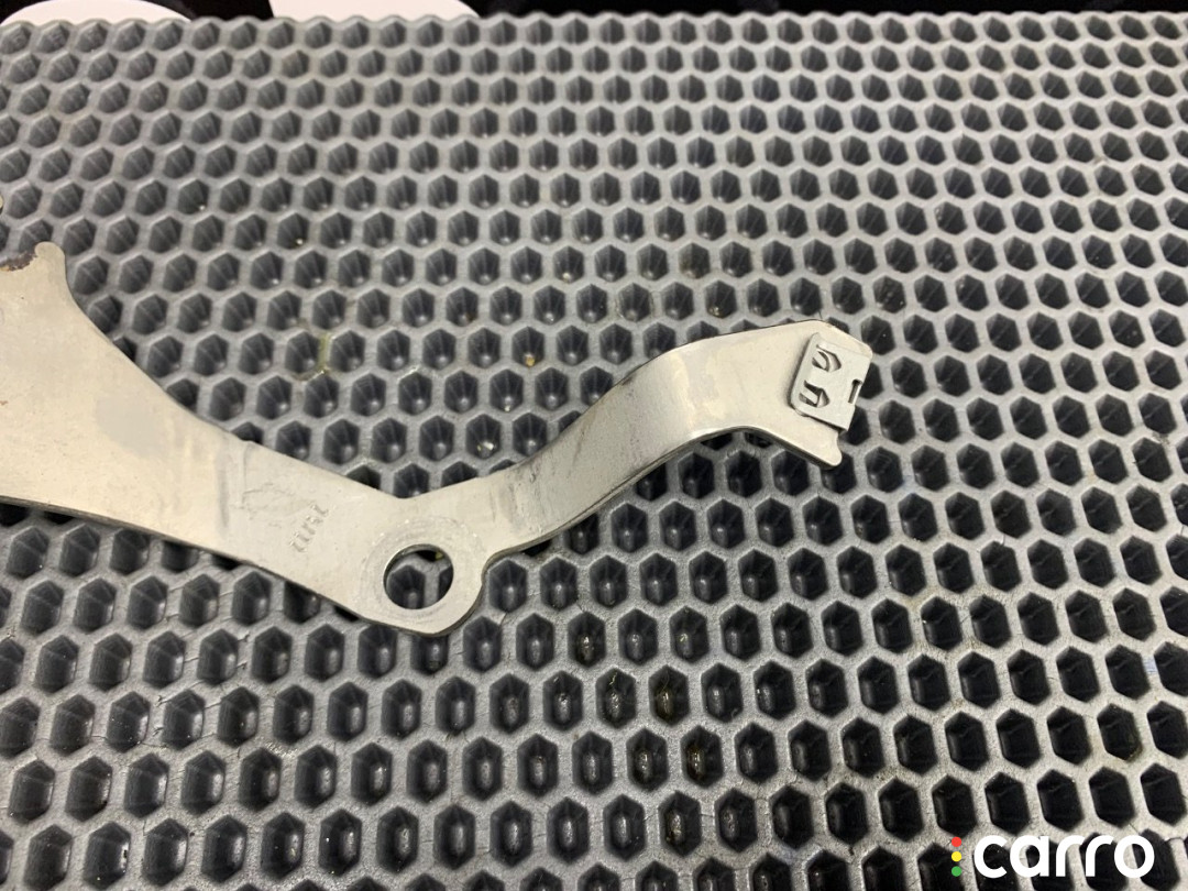 B58B30P, 18325A04CB5, 5A04CB5 Кронштейн BMW 5 G60 2023г. - фото №3