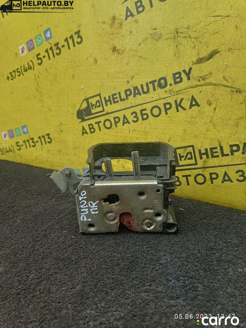 замок двери передней правой Fiat Punto 1 поколение 1997г. - фото №1