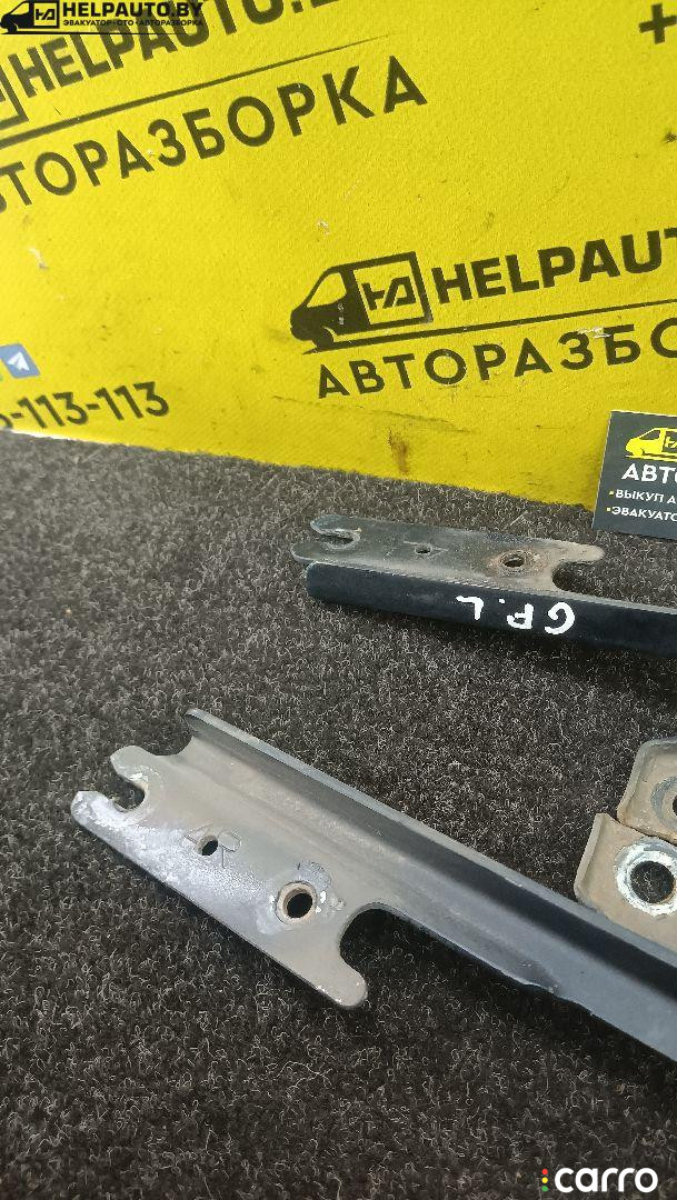петля капота Mazda 626 GF 1999г. - фото №3