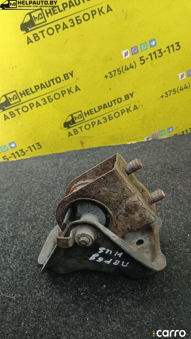 подушка крепления двигателя Mazda 626 5 поколение 1999г. - фото №3