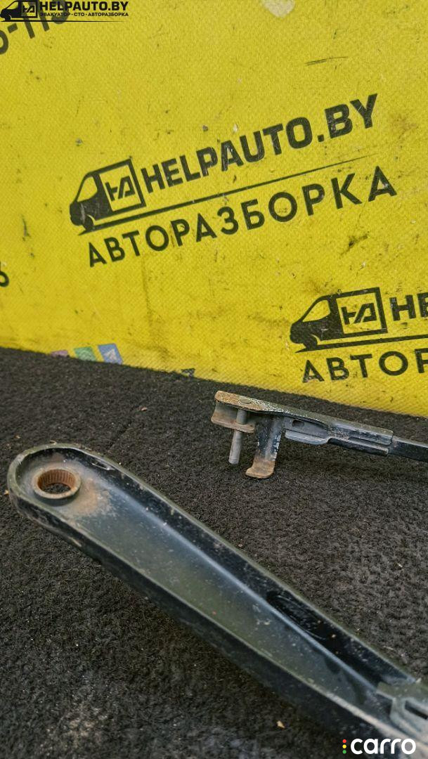 поводок стеклоочистителя Ford Focus 2 поколение 2006г. - фото №3