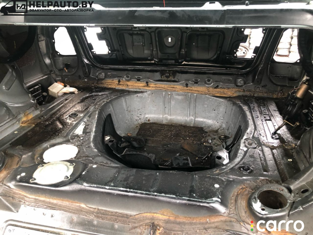 задняя часть кузова Volvo V70 1 поколение 2000г. - фото №6