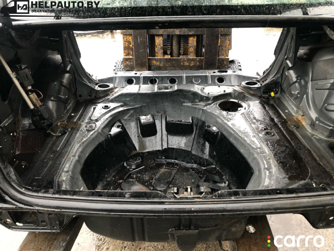 задняя часть кузова Volvo V70 1 поколение 2000г. - фото №13