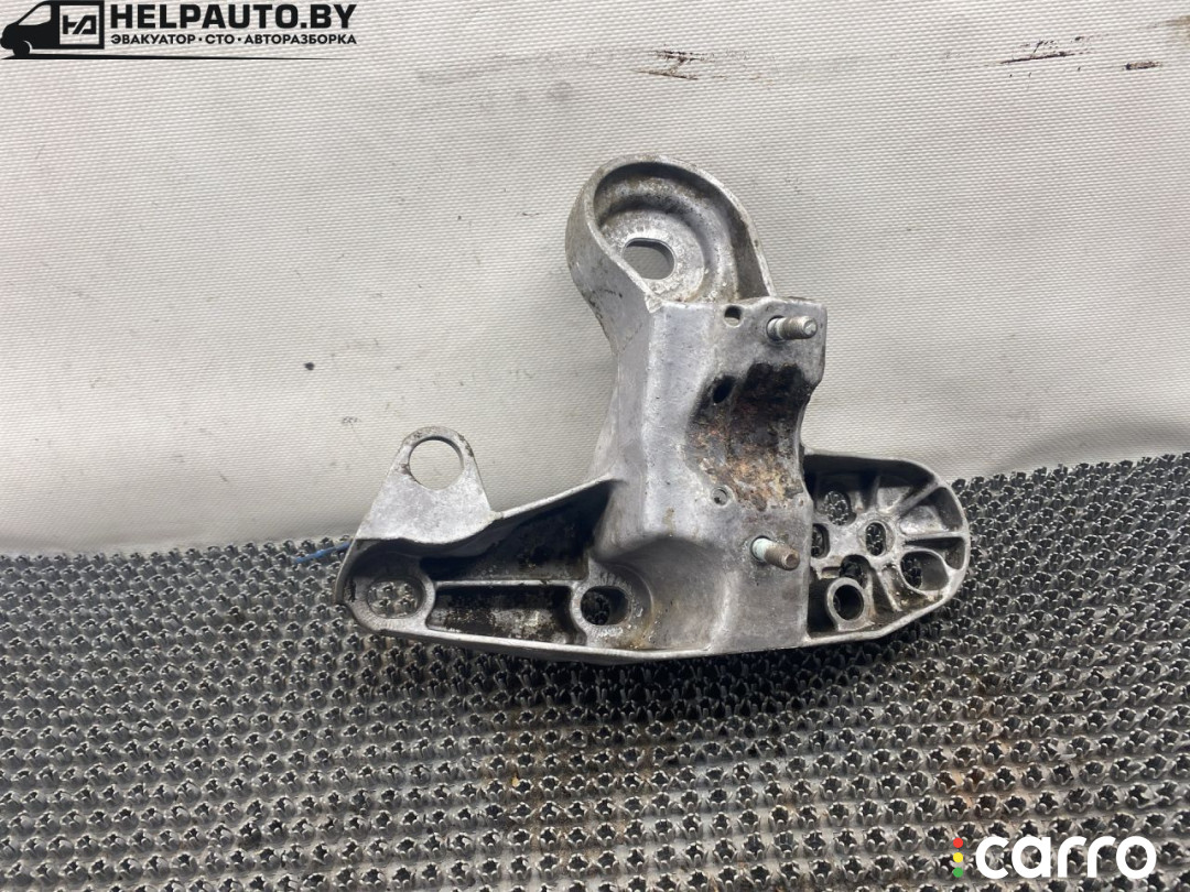 кронштейн двигателя Audi A4 B5 1999г. - фото №1