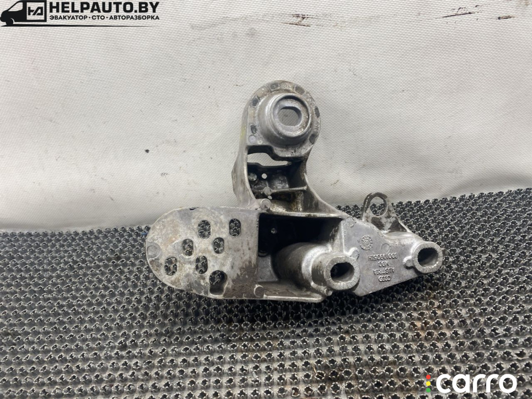 кронштейн двигателя Audi A4 B5 1999г. - фото №2