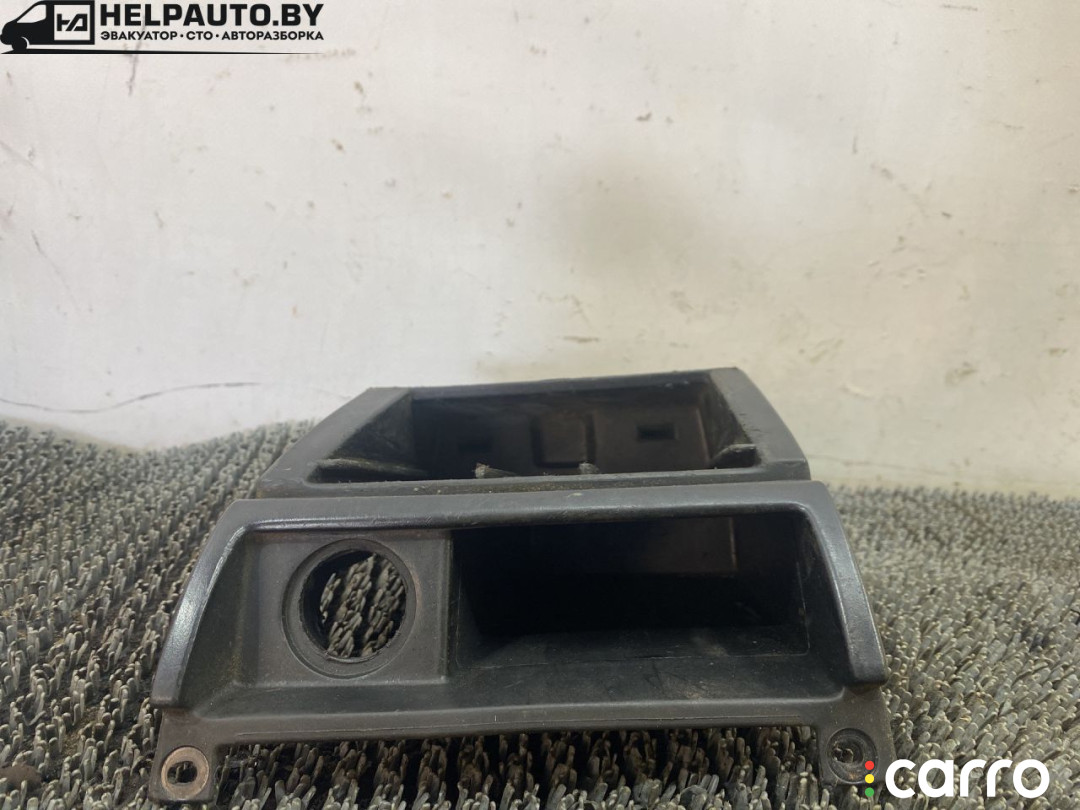 пепельница Volkswagen Polo 2 поколение 1990г. - фото №2