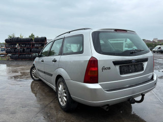 Ford Focus 1 поколение [рестайлинг] 2003г. 2.0 л. - фото №6