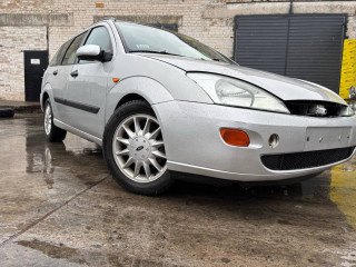 Ford Focus 1 поколение [рестайлинг] 2003г. 2.0 л. - фото №7