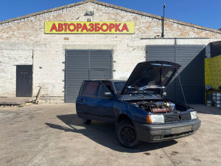 Volkswagen Polo 2 поколение 1990г. 1.3 л. - фото №2