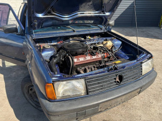 Volkswagen Polo 2 поколение 1990г. 1.3 л. - фото №4