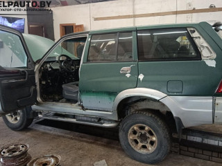 SsangYong Musso 1 поколение 1997г. 2.9 л., MB-OM 662 - фото №9