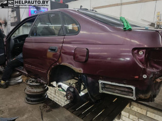 Toyota Carina E 1 поколение 1995г. 2.0 л., 2C - фото №2