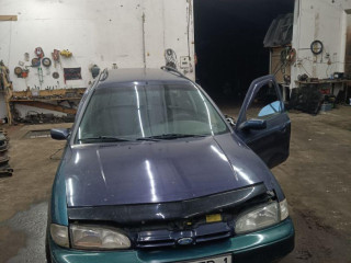 Ford Mondeo 1 поколение 1996г. 1.8 л. - фото №1