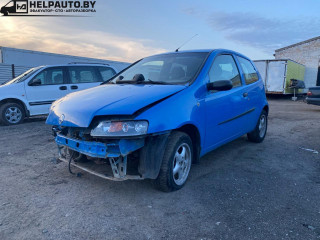 Fiat Punto 2 поколение 2001г. 1.2 л., 188 A4.000 - фото №1